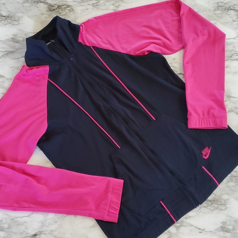 Nike Track Jacket Size Medium - image 1